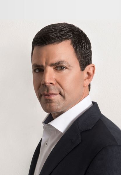 Ezra Leyton